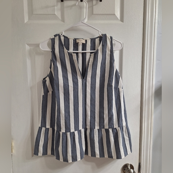 LOFT Outlet Striped Peplum Top Size Medium Like New - Picture 1 of 4